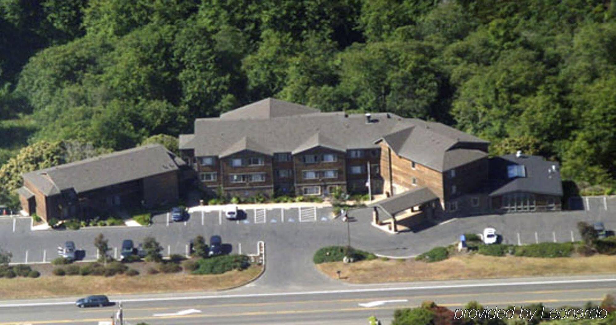 Holiday Inn Express Fort Bragg By Ihg Buitenkant foto